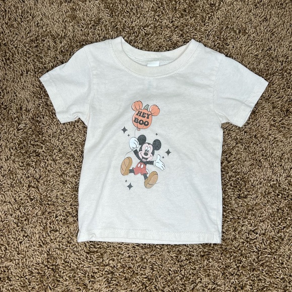Aspen + Company Hey Boo Magical Mouse Tee - Picture 2 of 3